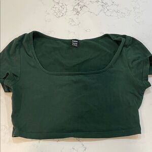 SHEIN Dark Green Scoop Neck Short Sleeve Crop Top